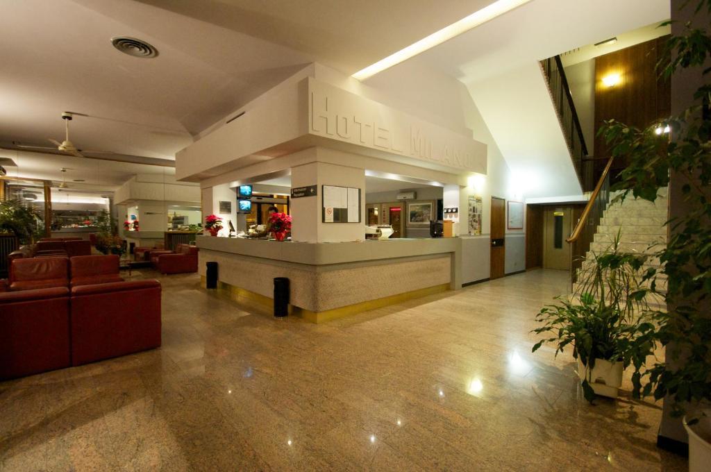 Hotel Milano Pistoia Exteriör bild